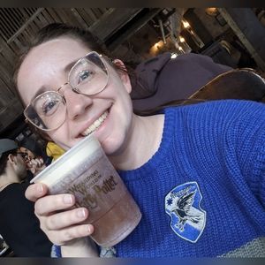 Meet your Posher, Kara